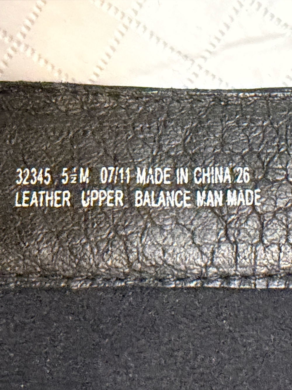 Clarks Black Over-the-Knee Leather Boots Side Zip Refined Toe Size 7 - Picture 9 of 10